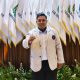 Iip Supriyanto, mahasiswa asal Pulau Kangean, Sumenep, yang berhasil mendapat kesempatan magang di kantor DPRD Jawa Timur. [Foto: istimewa]