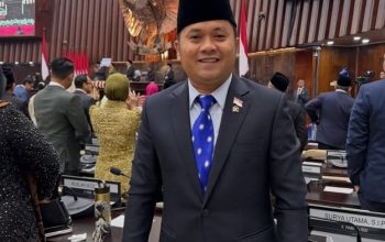 Slamet Ariyadi, anggota DPR RI dapil Madura, yang istrinya dilaporkan ke Polresta Sumenep atas dugaan penipuan investasi dapur MBG. [Foto: akun Instagram Slamet Ariyadi]