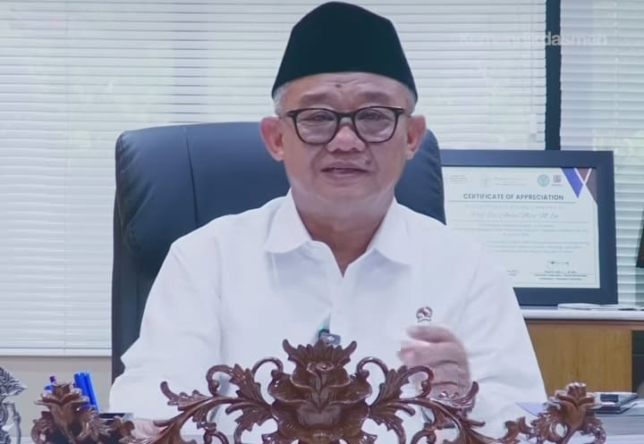 Mendikdasmen Abdul Mu'ti.