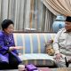 Presiden Prabowo Subianto bertakziah ke kediaman Megawati Soekarnoputri.