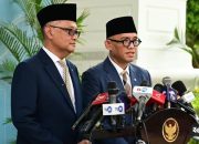 Wamenhaj Dahnil Anzar Simanjuntak (kanan).