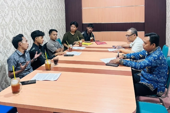 Gerakan Pemuda Saobi beraudiensi dengan DMPD Sumenep.