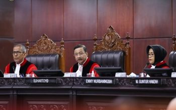 Meski Tak Terima Gugatan Denny Cs, MK Nyatakan Tak Temukan Bukti Gibran Punya Ijazah Setara SMA