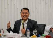 PKS Puji Keberanian MK Ungkap Temuan Soal Ijazah Gibran