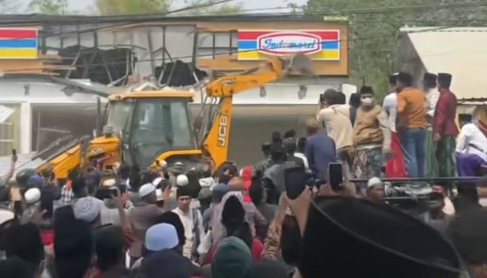 Aksi Brutal Massa Atas Nama Santri Hancurkan Indomaret Dinilai Cederai Citra Pesantren