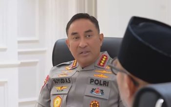 Kapolri Jenderal Suyudi Ario Seto.