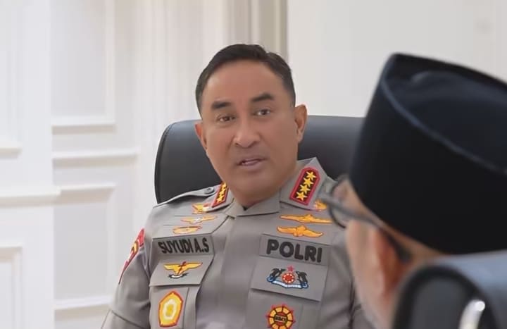 Kapolri Jenderal Suyudi Ario Seto.