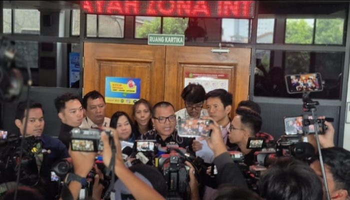 Tergugat Tak Kunjung Hadirkan Bukti, Denny Indrayana Cabut Gugatan Ijazah Gibran di PTUN